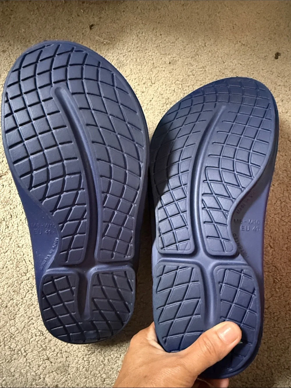 OOFOS SPORT FLEX SLIDE Men’s SIZE 8,Women’s SIZE 10